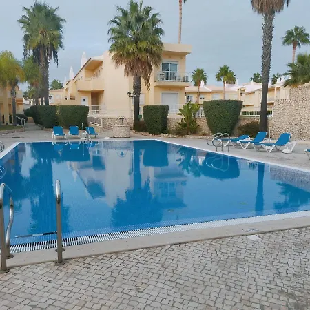 #113 Vale Rabelho Flat In Gale By Holidays Apartment *